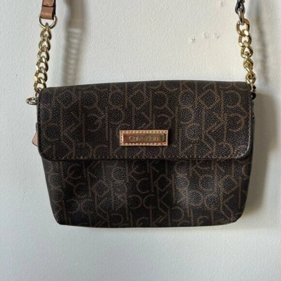 Calvin Klein  Crossbody Purse - Picture 2 of 5